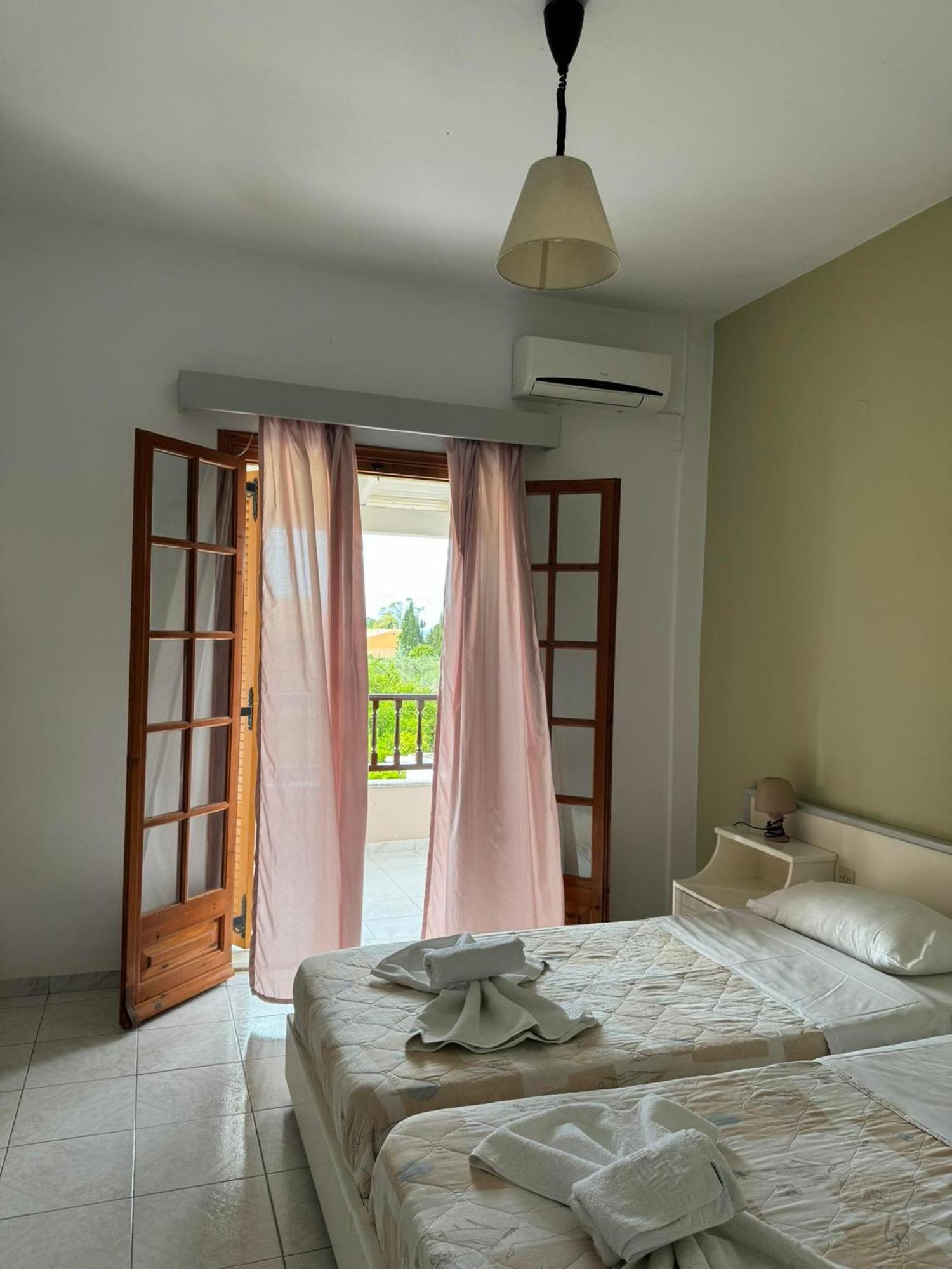 Villa Sofia Acharavi  Bagian luar foto