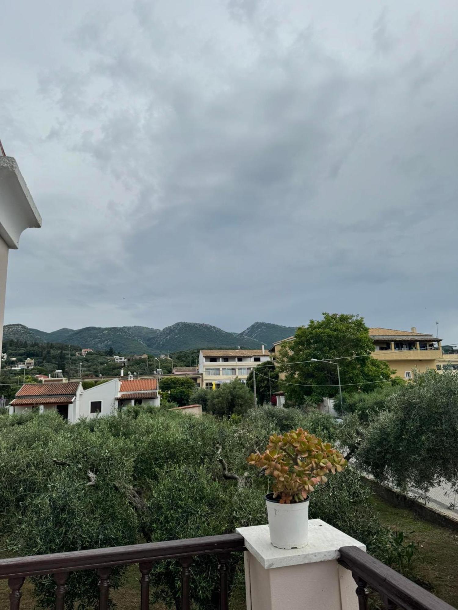 Villa Sofia Acharavi  Bagian luar foto
