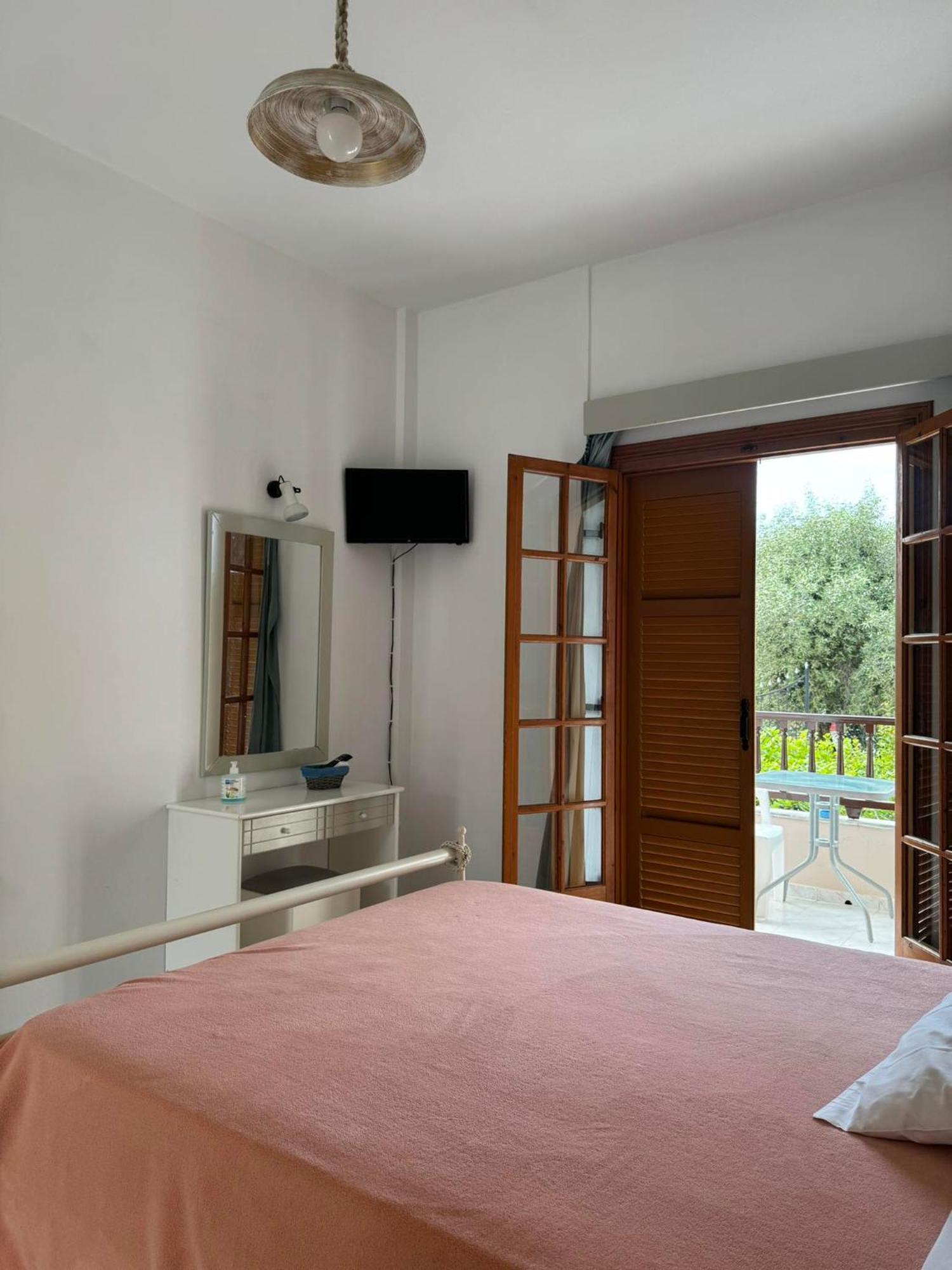Villa Sofia Acharavi  Bagian luar foto